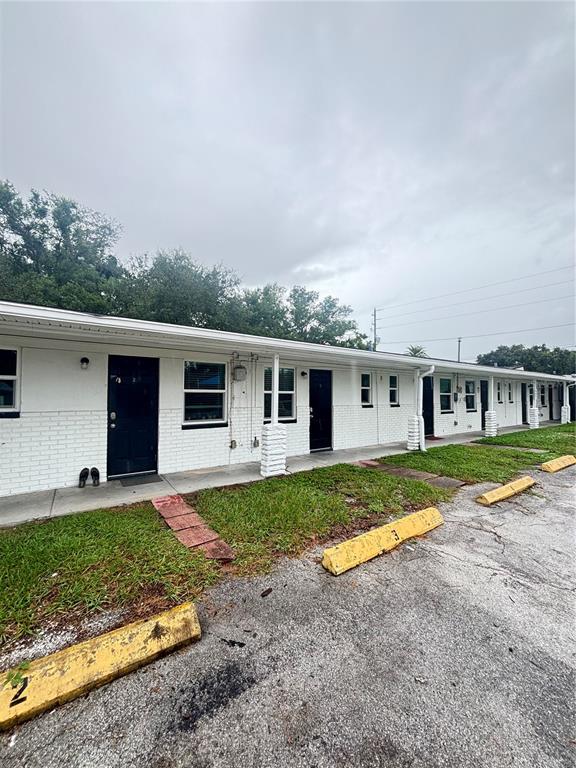 707 Rosery Road Northwest, Unit 6 Largo, FL 33770 - Photo 1 of 9 Gallery Image 1
