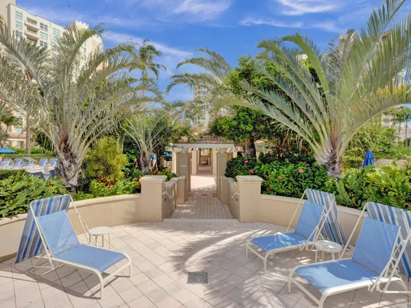 $15,000 | 3720 South Ocean Boulevard, Unit 1406/1407, Highland Beach, FL 33487