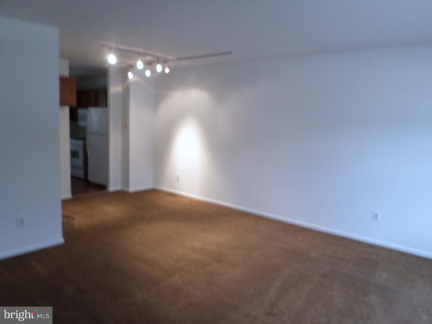 1032 Rafter Road Norristown, PA 19403 - Photo 3 of 21 Living Room
