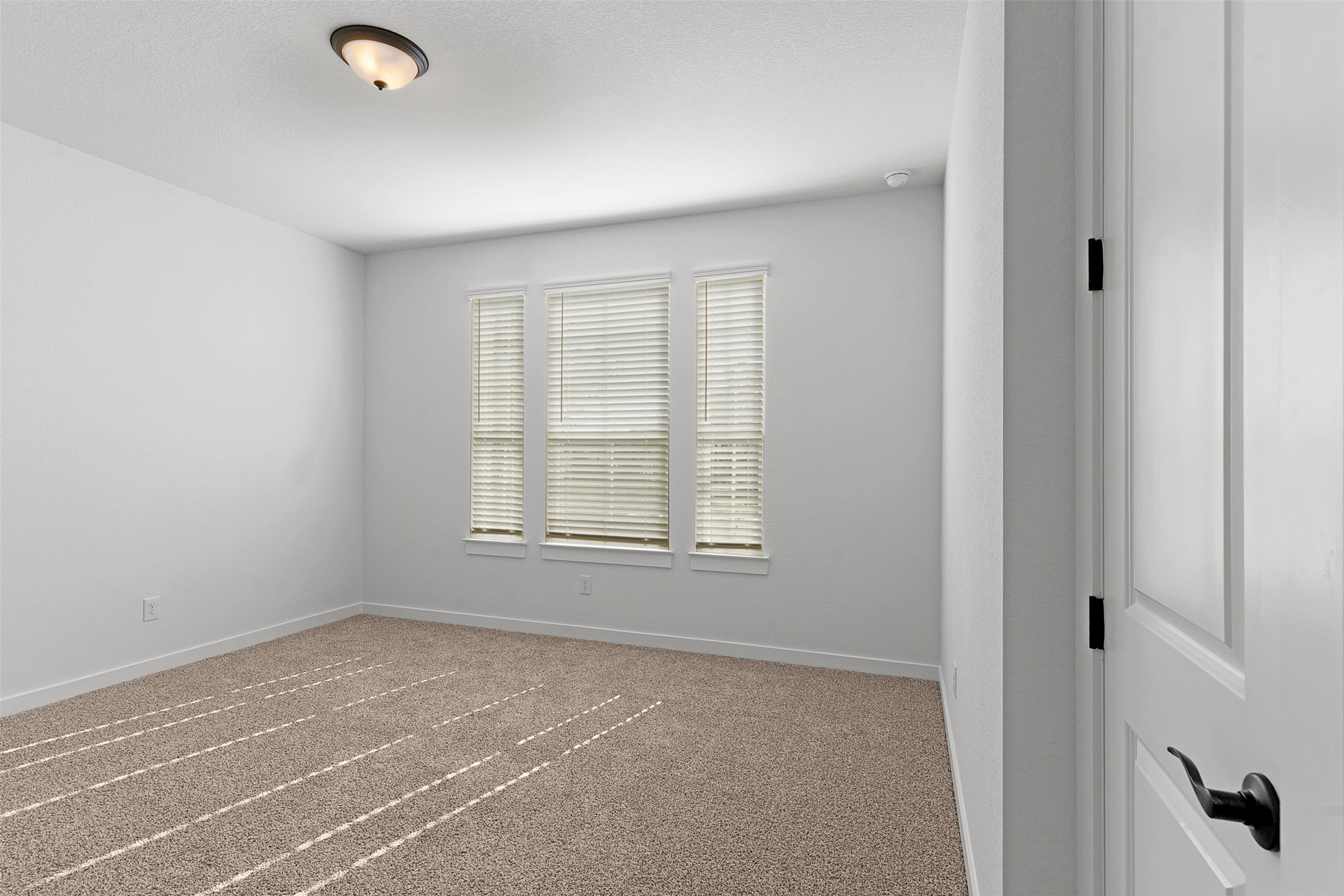 328 Ridgewell Loop Georgetown, TX 78633 - Photo 5 of 28 Unfurnished room featuring carpet floors and baseboards