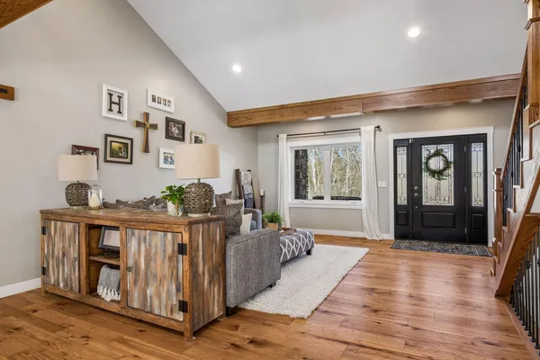 $1,025,000 | 7421 Gensmer Circle, Prior Lake, MN 55372