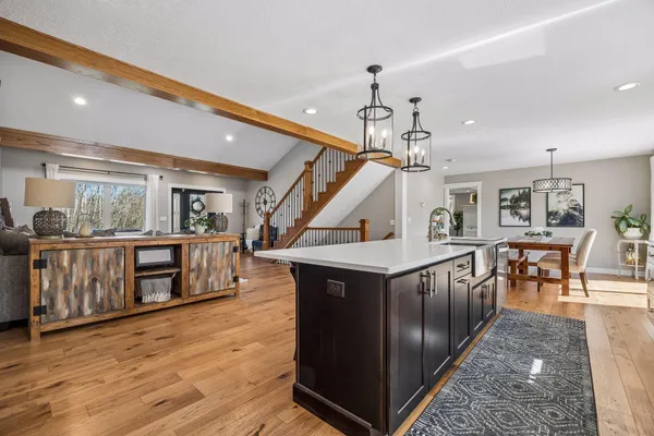 $1,025,000 | 7421 Gensmer Circle, Prior Lake, MN 55372