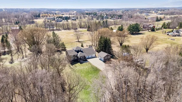 $1,025,000 | 7421 Gensmer Circle, Prior Lake, MN 55372
