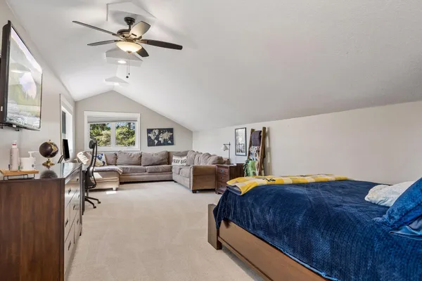 $1,025,000 | 7421 Gensmer Circle, Prior Lake, MN 55372