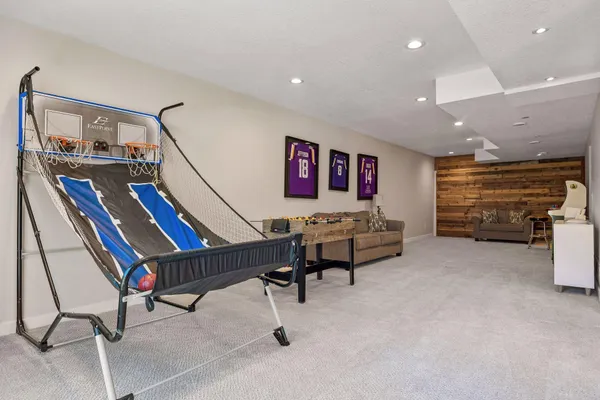 $1,025,000 | 7421 Gensmer Circle, Prior Lake, MN 55372