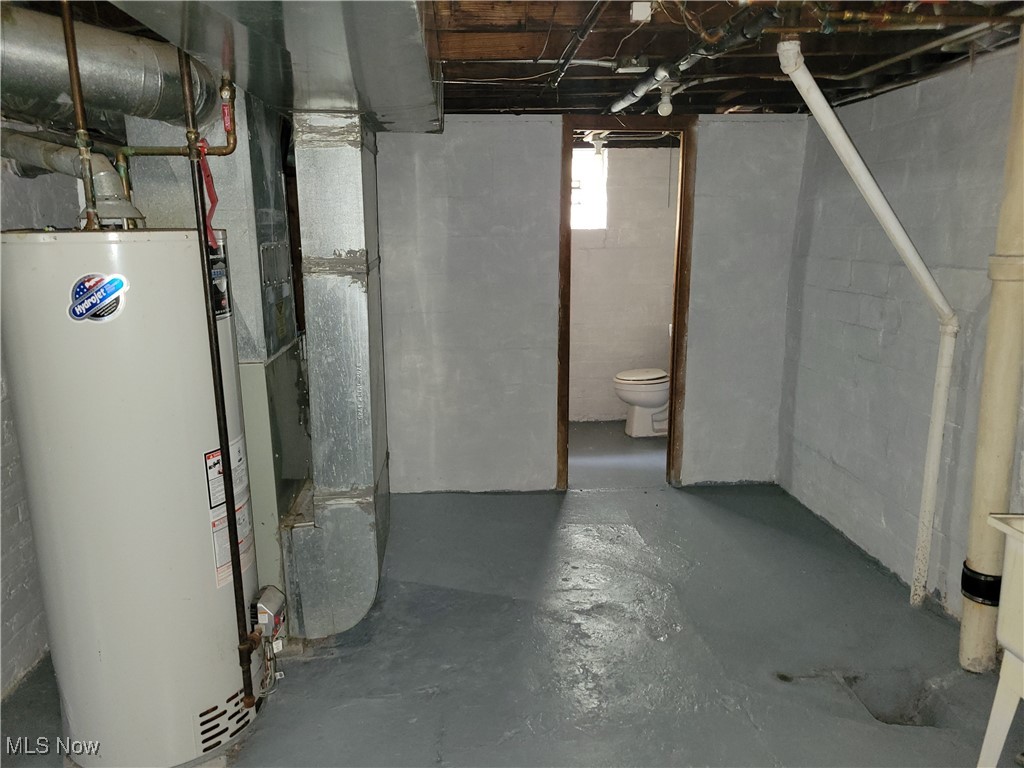 4493 Lilac Road Cleveland, OH 44121 - Photo 27 of 33