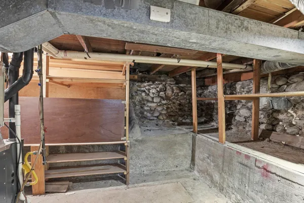 $325,000 | 1418 West Euclid Avenue, Spokane, WA 99205
