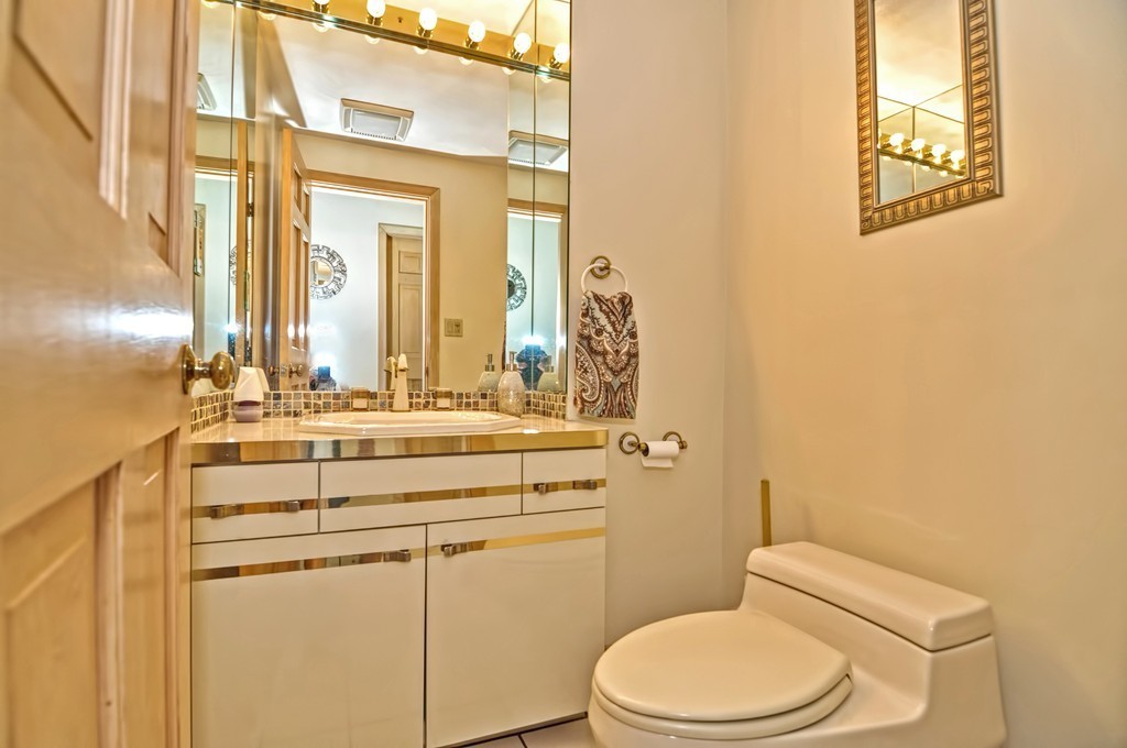 280 Paradise Road Swampscott, MA 01907 - Photo 15 of 28 Gallery Image 15