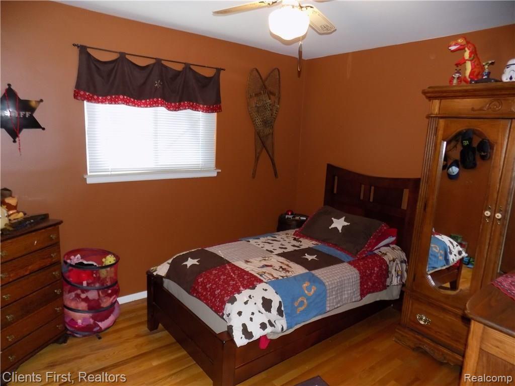 16218 Riverside Street Livonia, MI 48154 - Photo 20 of 22 Gallery Image 20