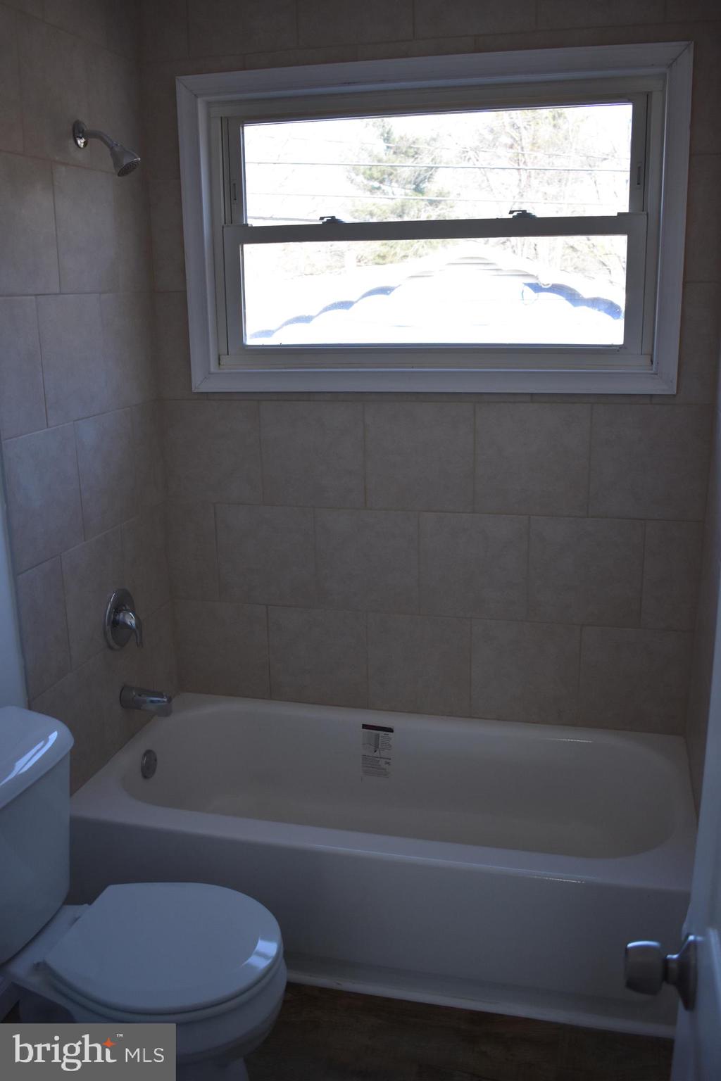 113 Anderson Road Newark, DE 19713 - Photo 20 of 22 Bathroom