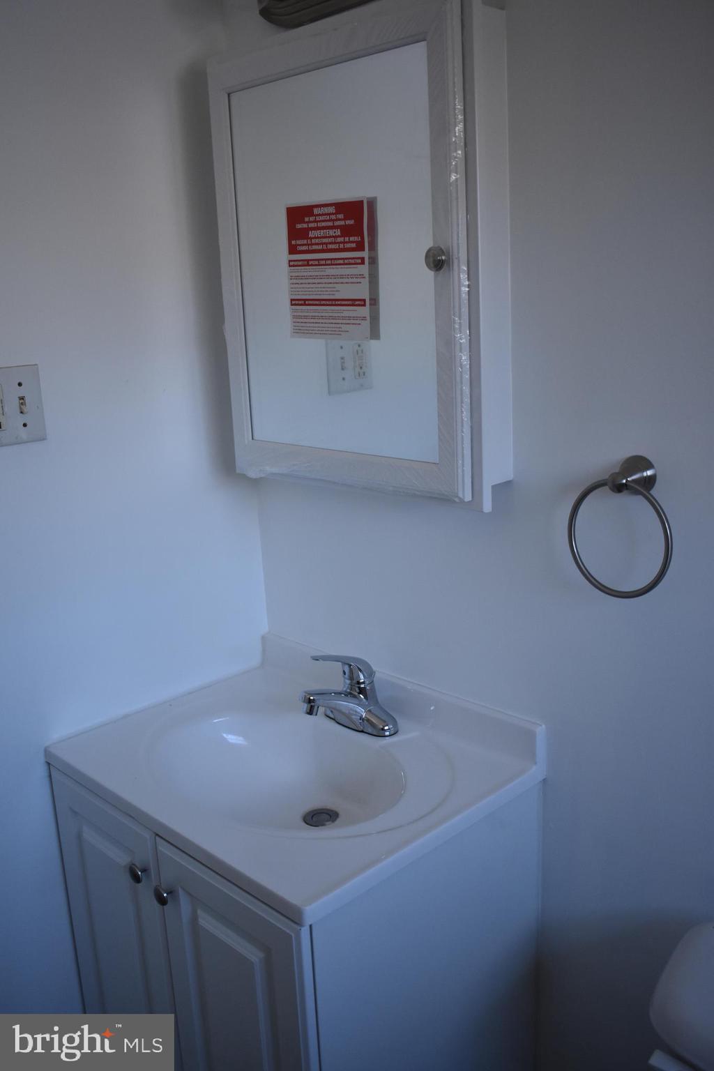 113 Anderson Road Newark, DE 19713 - Photo 21 of 22 Bathroom