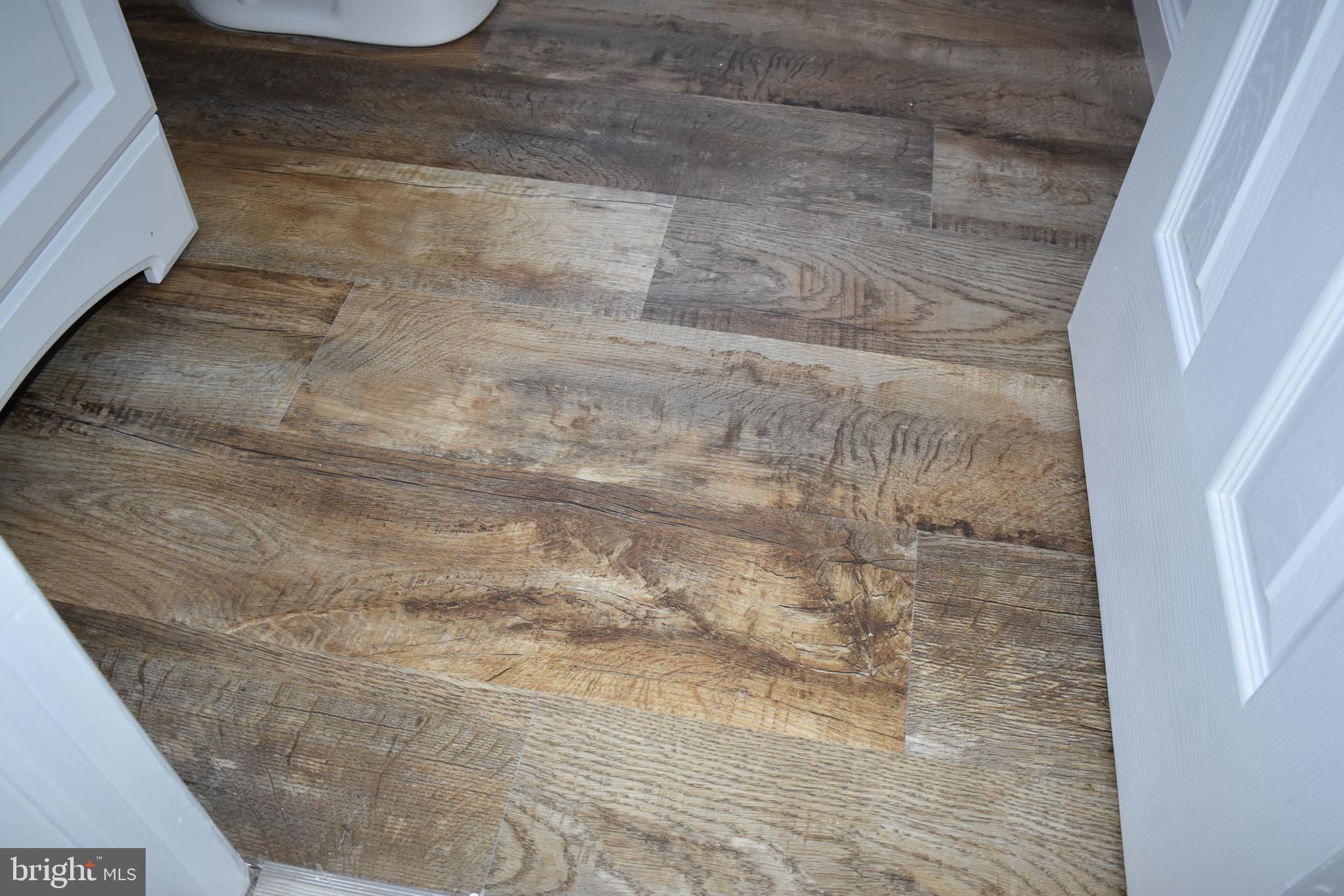 113 Anderson Road Newark, DE 19713 - Photo 22 of 22 Bathroom floors