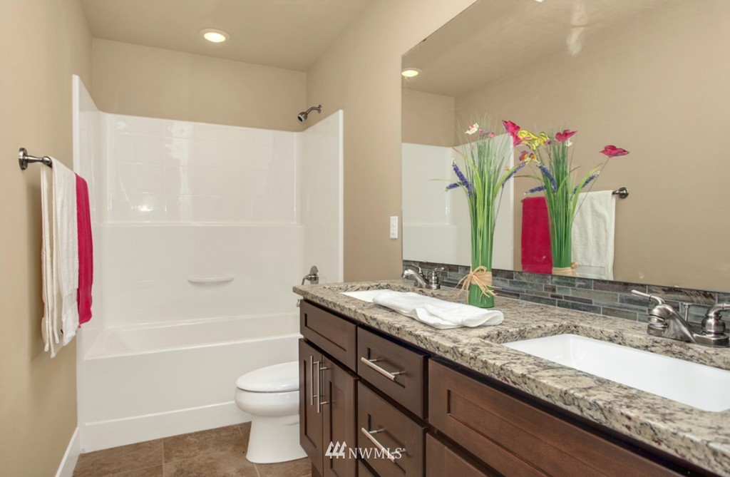 2121 242nd Street Southwest Bothell, WA 98021 - Photo 13 of 17