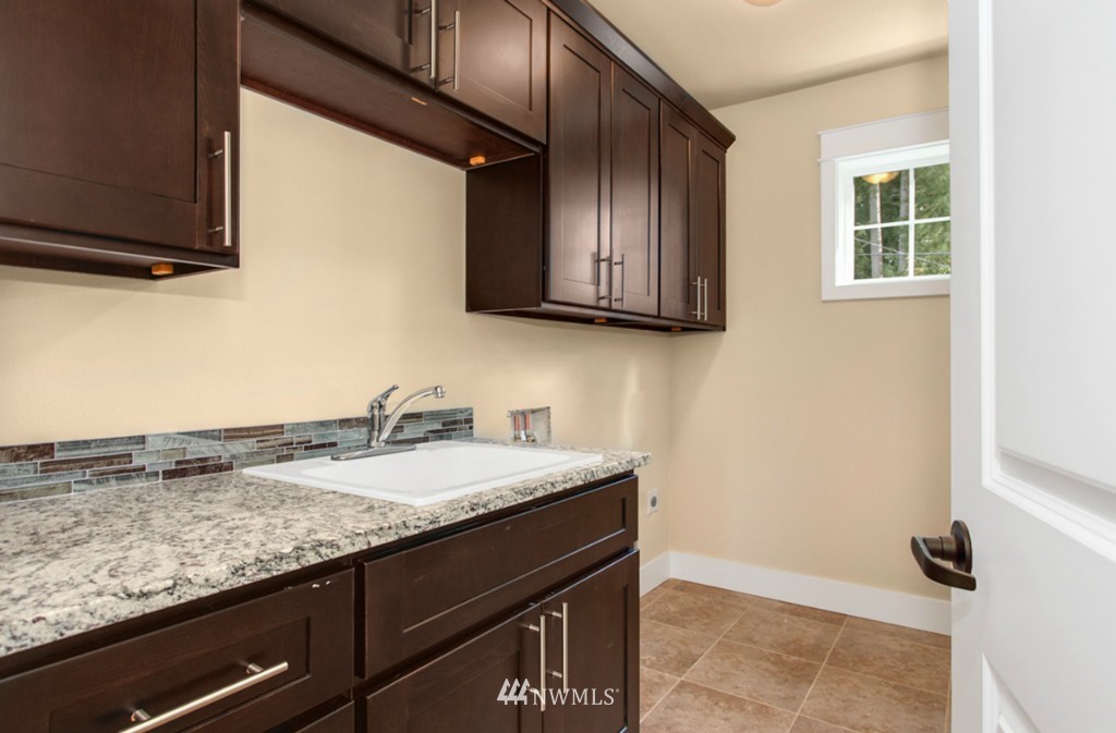 2121 242nd Street Southwest Bothell, WA 98021 - Photo 16 of 17