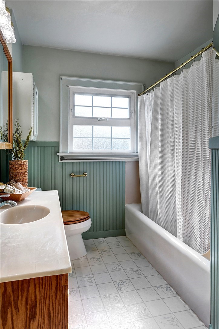 6014 South Carver Street Seattle, WA 98118 - Photo 13 of 25