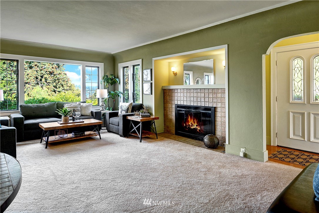 6014 South Carver Street Seattle, WA 98118 - Photo 4 of 25