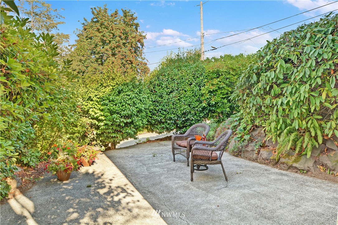 6014 South Carver Street Seattle, WA 98118 - Photo 8 of 25