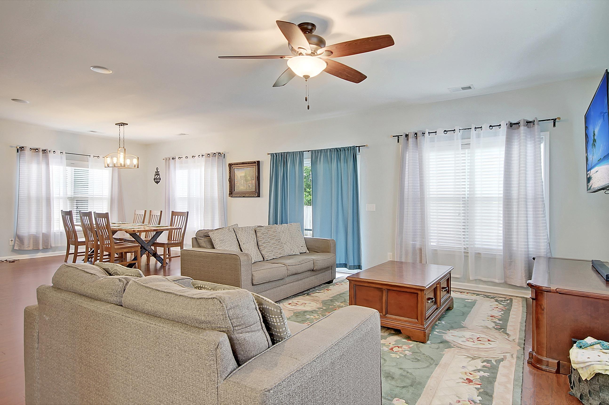 328 Drayton Pl Drive Moncks Corner, SC 29461 - Photo 7 of 38 CREM_328 Drayton Place_014