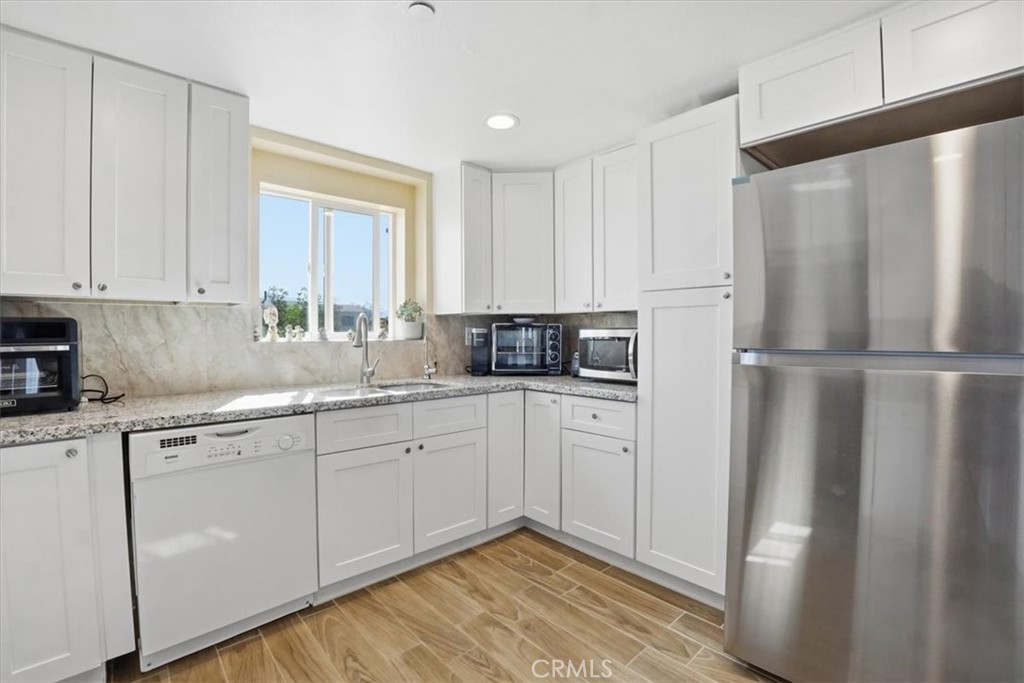 12601 Nandina Road Phelan, CA 92371 - Photo 22 of 37