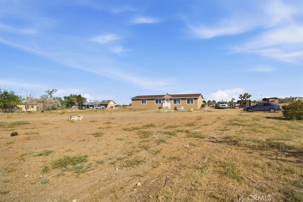 12601 Nandina Road Phelan, CA 92371 - Photo 31 of 37