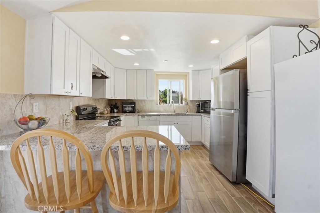 12601 Nandina Road Phelan, CA 92371 - Photo 9 of 37