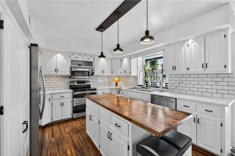 $515,000 | 7936 Alden Street, Lenexa, KS 66215