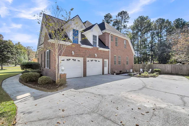 $650,000 | 8675 Laurel Grove Lane, North Charleston, SC 29420