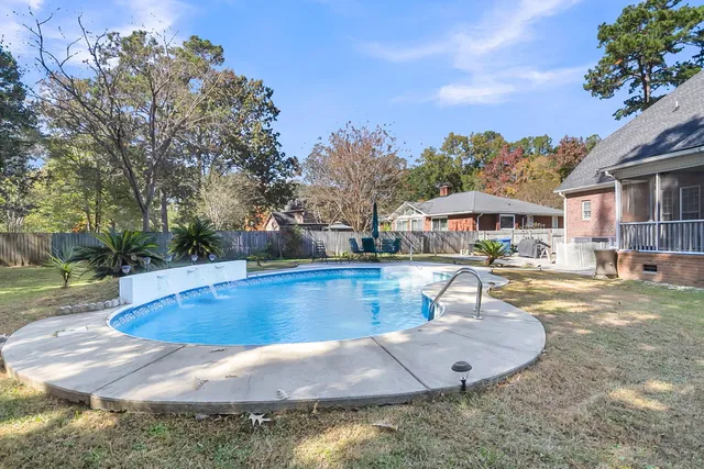 $650,000 | 8675 Laurel Grove Lane, North Charleston, SC 29420