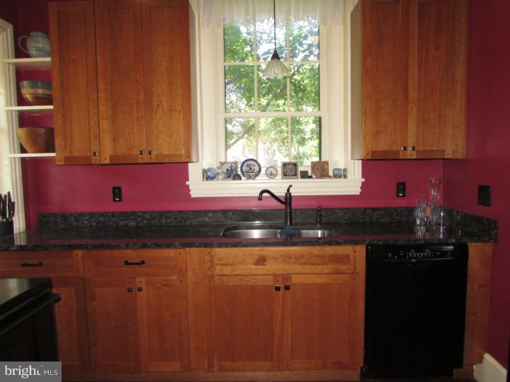 610 Valley Forge Road Phoenixville, PA 19460 - Photo 9 of 23 Kitchen