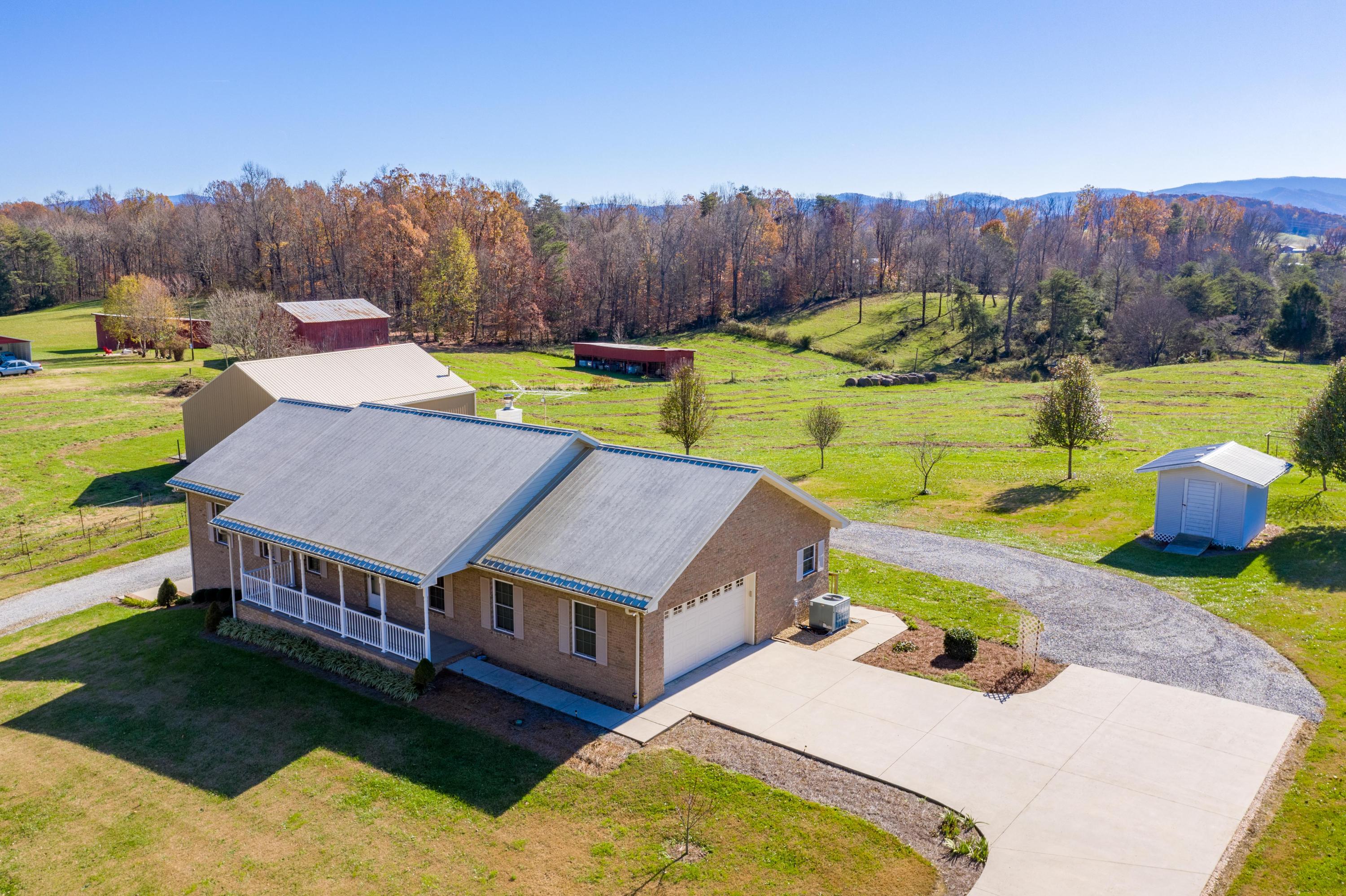163 Miller Road Jonesborough, TN 37659 - Photo 2 of 95 163 Miller Road (21 of 95)