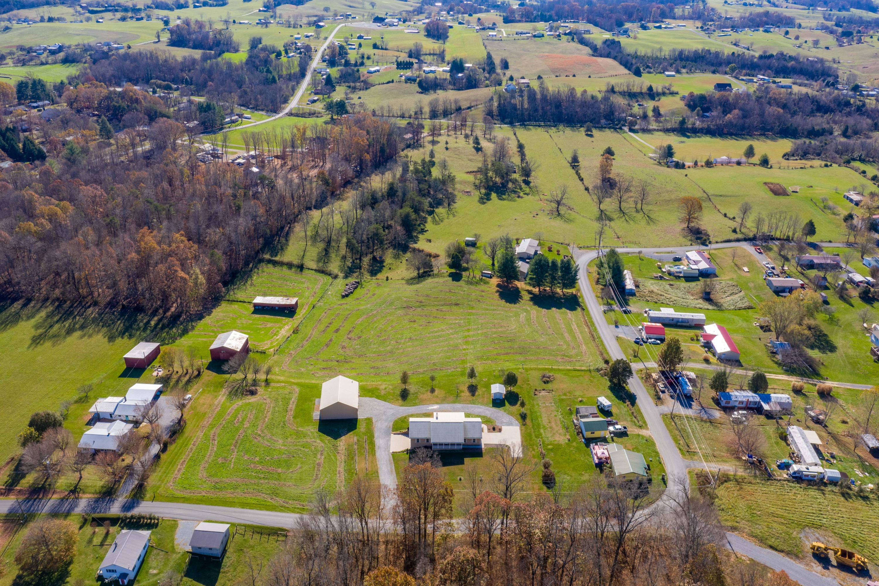 163 Miller Road Jonesborough, TN 37659 - Photo 56 of 95 163 Miller Road (3 of 95)