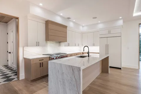 $5,495,000 | 35 Sunset Drive, Sag Harbor, NY 11963