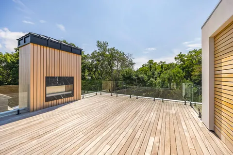 $5,495,000 | 35 Sunset Drive, Sag Harbor, NY 11963