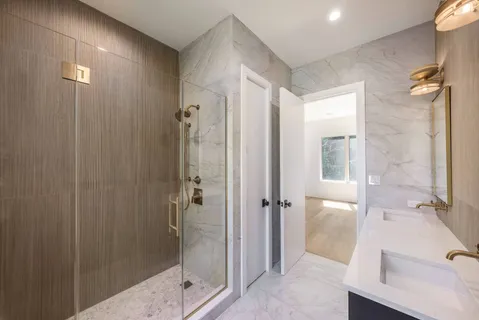 $5,495,000 | 35 Sunset Drive, Sag Harbor, NY 11963