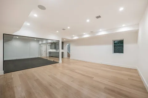 $5,495,000 | 35 Sunset Drive, Sag Harbor, NY 11963