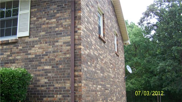 122 Robin Hood Road Dickson, TN 37055 - Photo 4 of 12 side