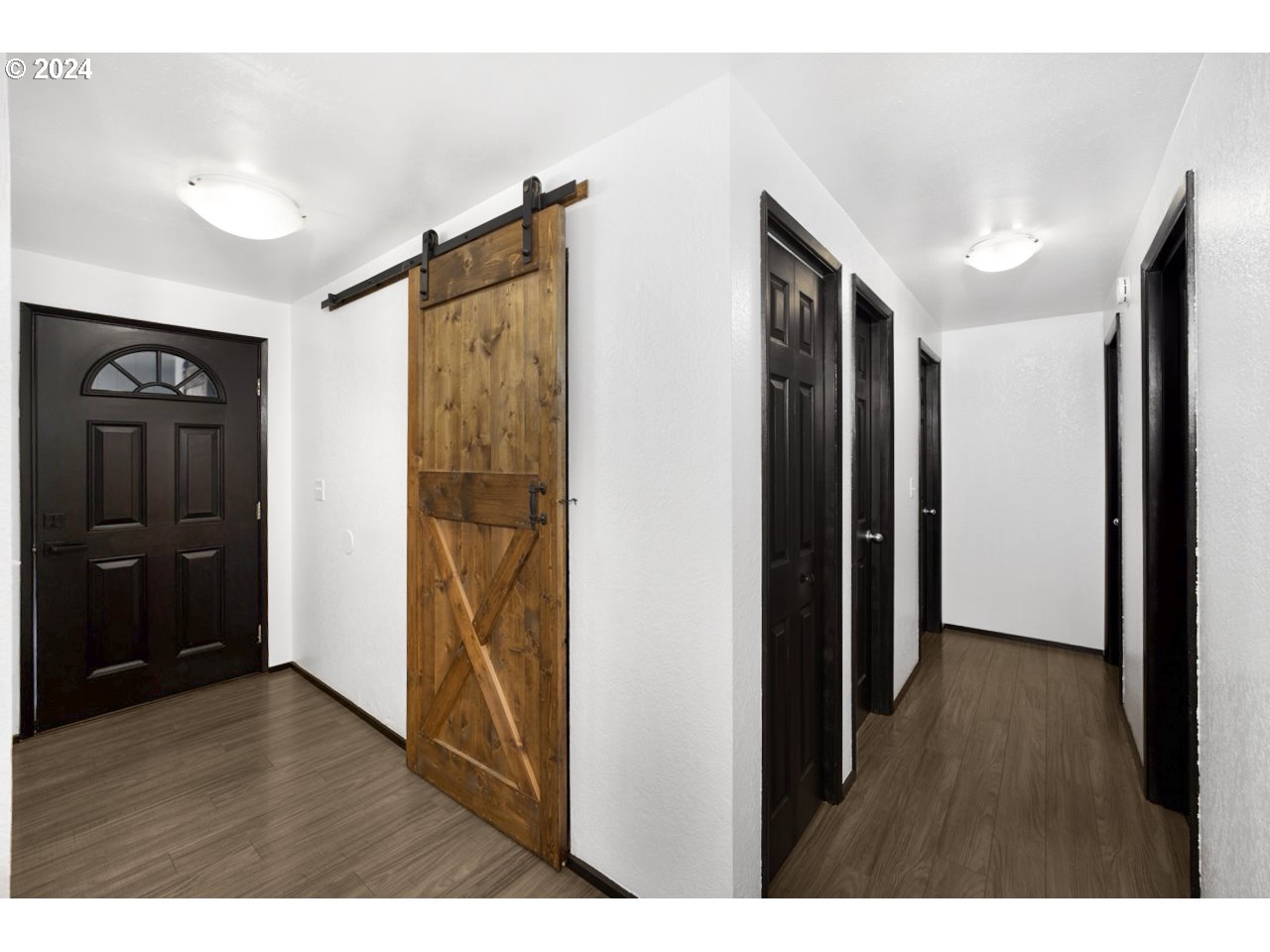 1931 Debra Drive Springfield, OR 97477 - Photo 2 of 17 Gallery Image 2