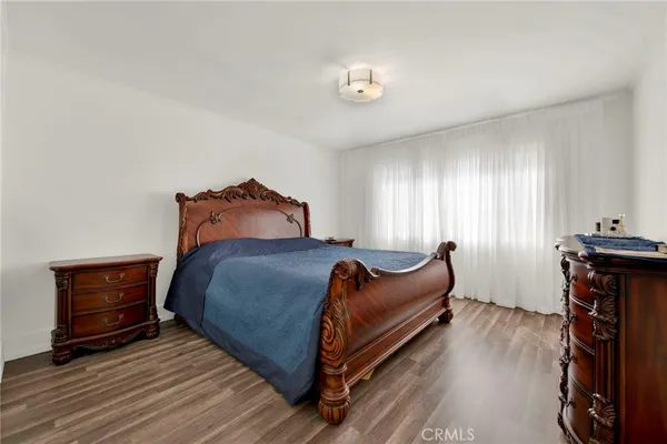 $1,350,000 | 1318 North Alexandria Avenue, Los Angeles, CA 90027