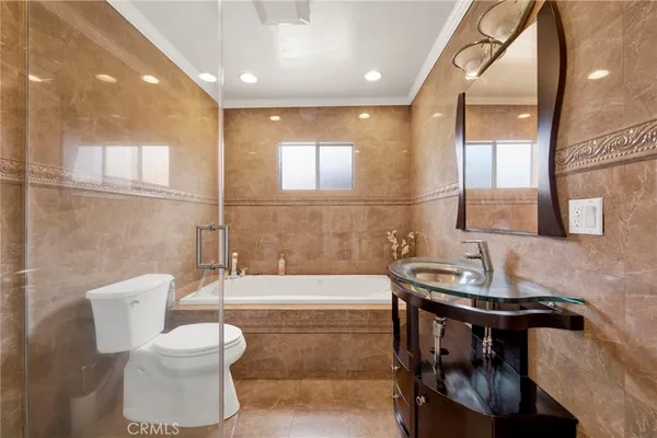 $1,350,000 | 1318 North Alexandria Avenue, Los Angeles, CA 90027