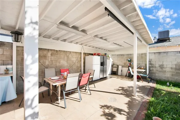 $1,350,000 | 1318 North Alexandria Avenue, Los Angeles, CA 90027