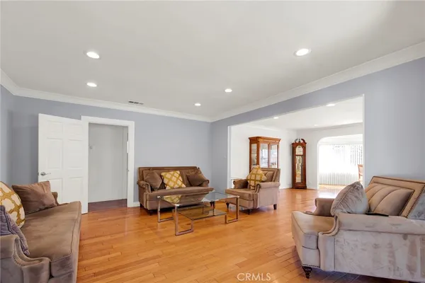 $1,350,000 | 1318 North Alexandria Avenue, Los Angeles, CA 90027