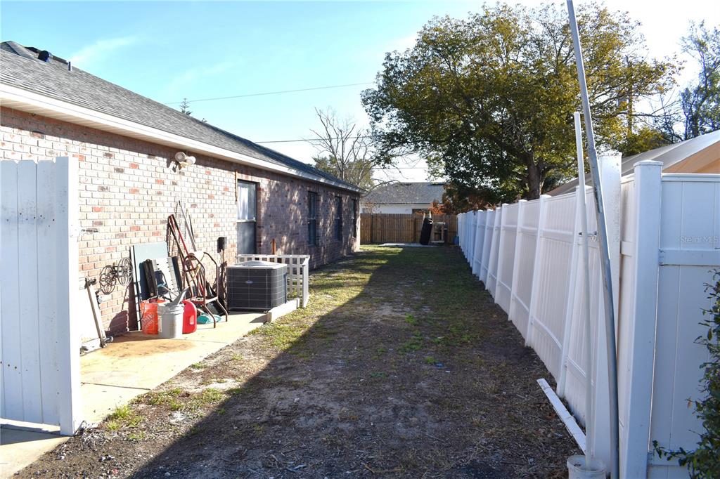 1609 Dublin Road Deltona, FL 32738 - Photo 39 of 43 Gallery Image 39