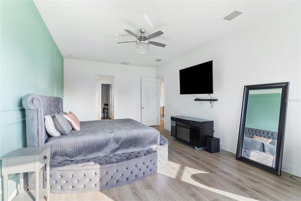 913 Buckhurst Drive Spring Hill, FL 34609 - Photo 18 of 41