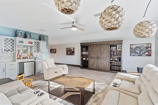 $665,000 | 913 Buckhurst Drive, Spring Hill, FL 34609