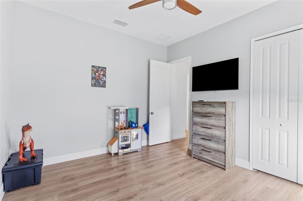 913 Buckhurst Drive Spring Hill, FL 34609 - Photo 27 of 41