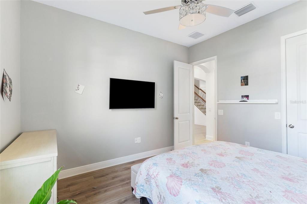 913 Buckhurst Drive Spring Hill, FL 34609 - Photo 30 of 41