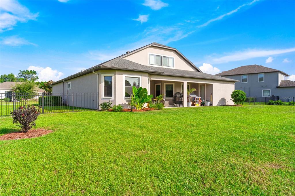 913 Buckhurst Drive Spring Hill, FL 34609 - Photo 38 of 41