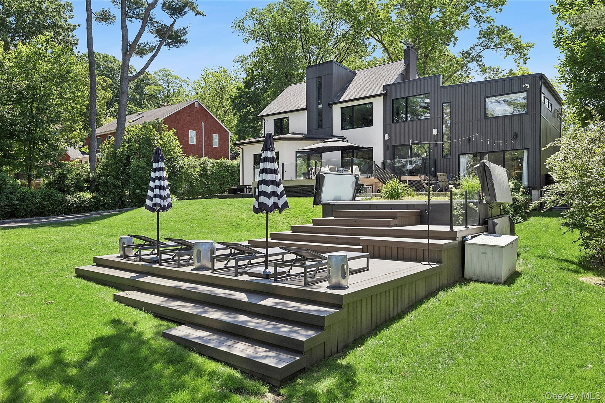 112 Huntington Road Port Washington, NY 11050 - Photo 25 of 25