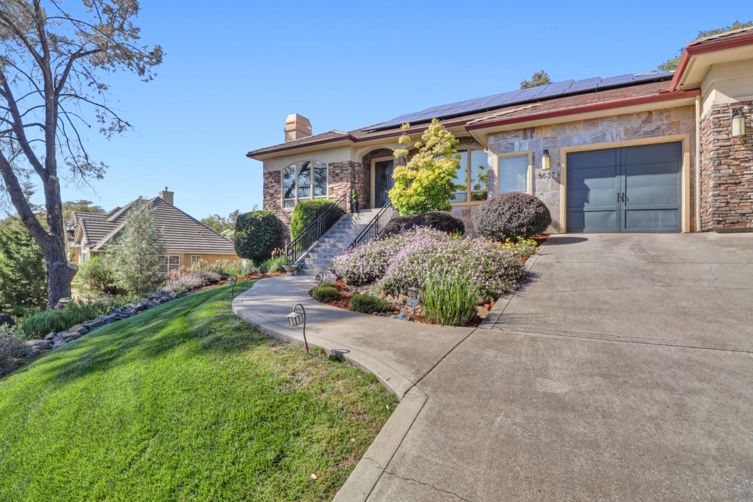 9537 Upper Valley Road Auburn, CA 95602 - Photo 7 of 61