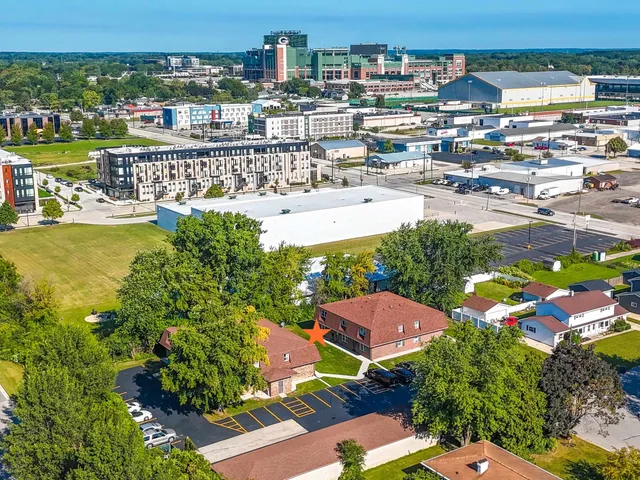 $197,000 | 2130 Elm View Drive, Unit D, Ashwaubenon, WI 54304